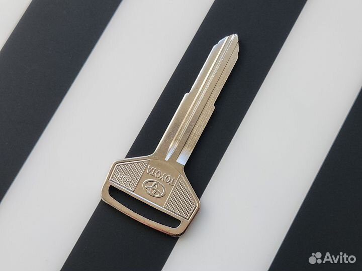 Тойота ключ зажигания Toyota ретро Toy41 toy 41