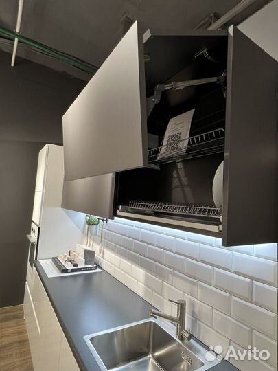 Кухонные гарнитуры