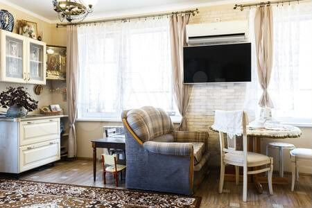 3-к. квартира, 80 м², 1/6 эт.