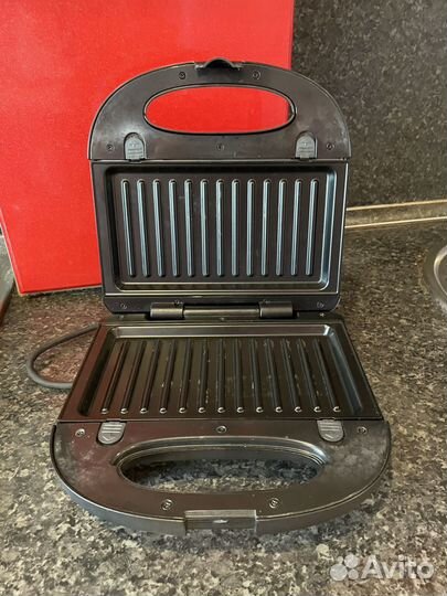 Вафельница Kitfort KT-1660