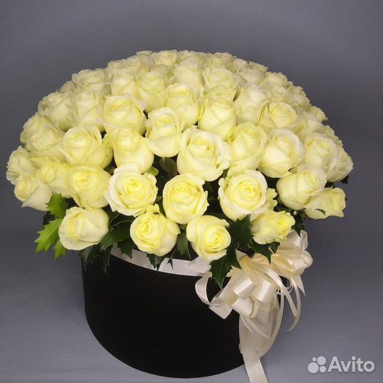 Розы в коробке. Цветы с Доставкой