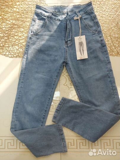 Джинсы твое 42