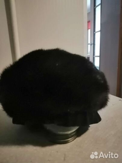 Берет женский норковый