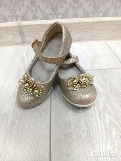 Туфелька для девочки