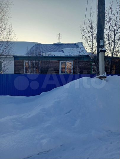 Дом 100 м² на участке 8 сот.