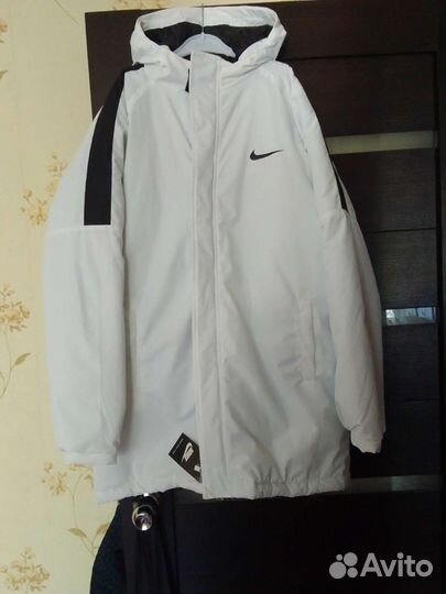 Куртка демисезонная новая