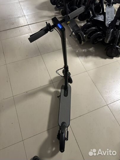 Электросамокат Xiaomi mijia m365