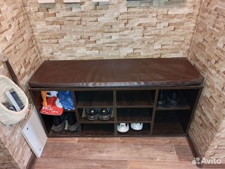 Вешалка в прихожую с обувницей