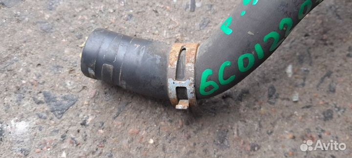 Патрубок отопителя VW Polo RUS