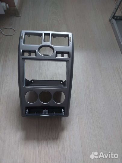 Центральная консоль priora