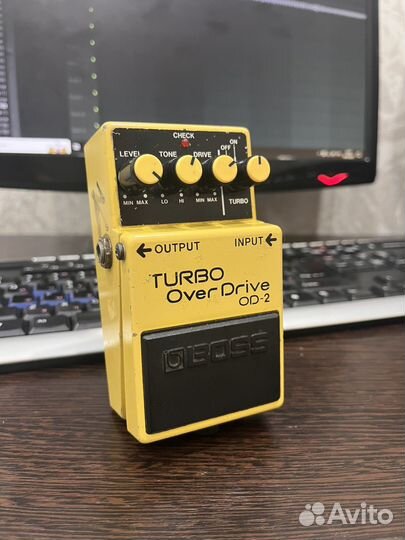 Гитарная педаль boss od 2