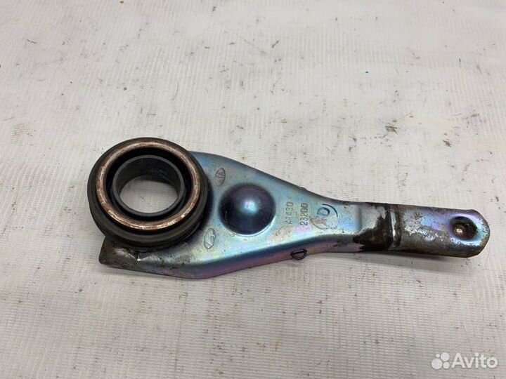 Вилка сцепления Hyundai Solaris седан G4FC 2011