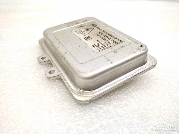 Блок розжига ксенона Volkswagen Golf 6 2010