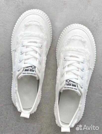 Кеды белые женские