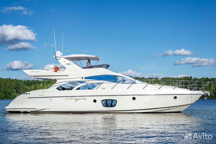 Моторная яхта Azimut 55