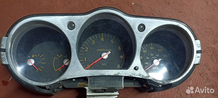 Щиток приборов Nissan 350Z
