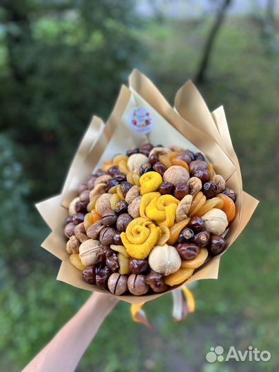 Съедобный женский сухофруктовый букет