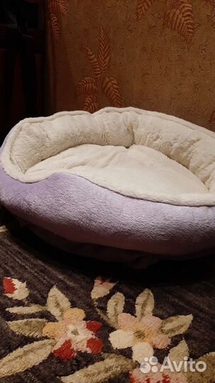 Лежанка для кошек или маленьких собак