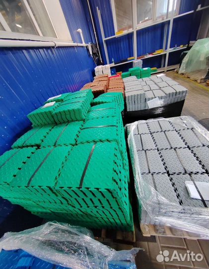 Модульная плитка пвх для гаража