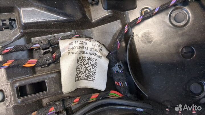 Консоль салона Porsche Taycan 2019 –, 2020