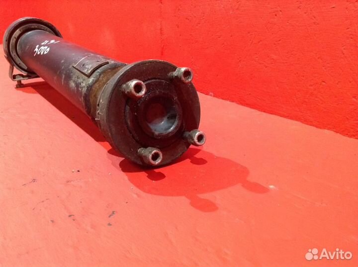 Нива 2131 промежуточный карданный вал промвал деф