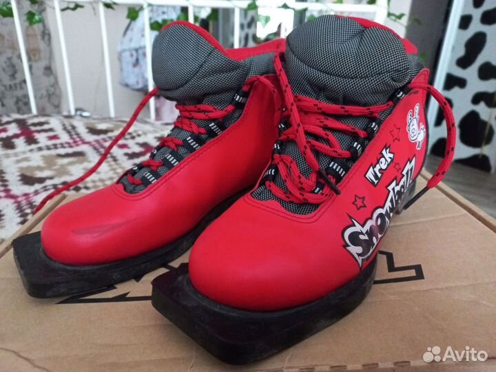 Лыжные ботинки детские trek