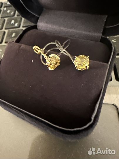 Пусеты с сапфирами