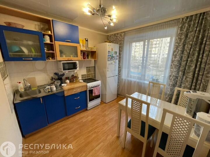 2-к. квартира, 52 м², 3/5 эт.