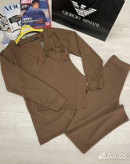 Костюм-тройка