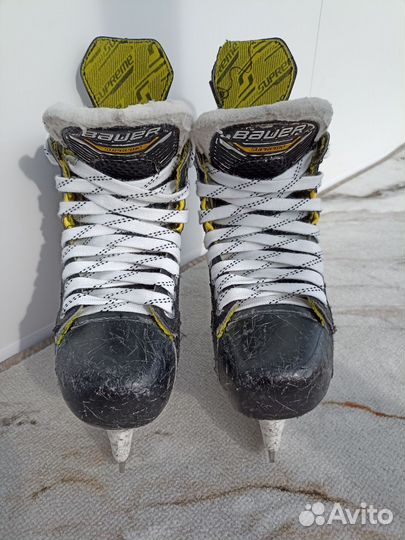 Хоккейные коньки bauer