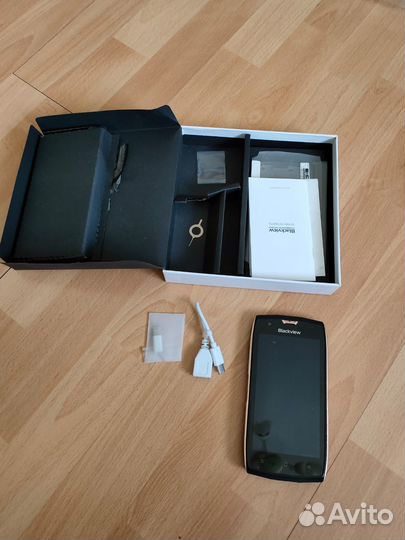 Blackview bv7000 pro gold 4/64