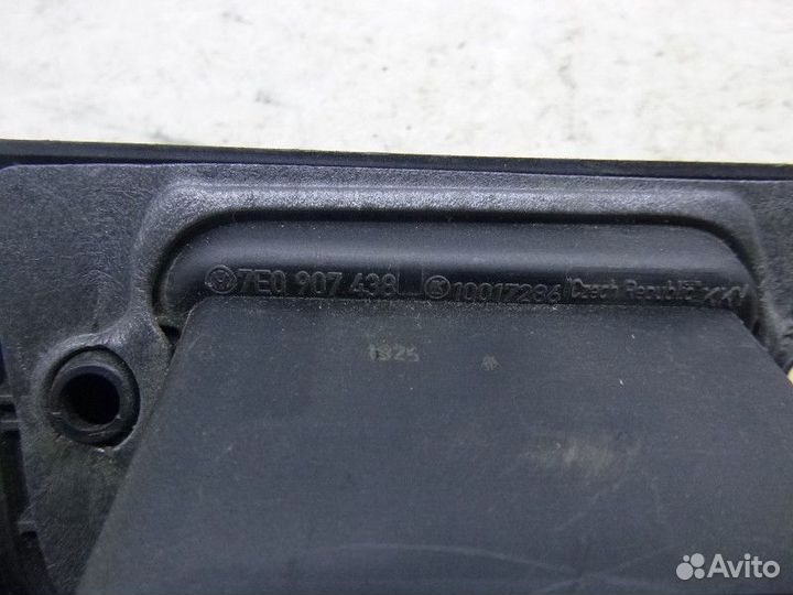 Выключатель концевой Volkswagen transporter T6 201