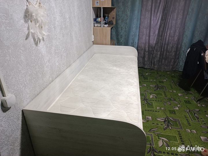 Кровать подростковая с матрасом