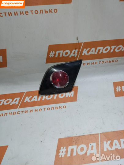 Фонарь крышки багажника правый Mazda 3 BK