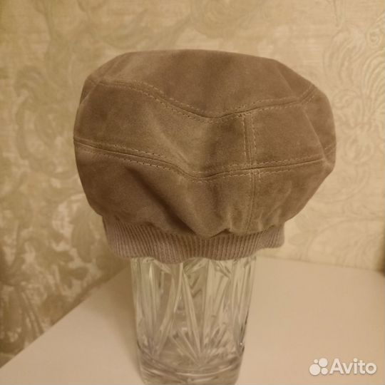 Берет женский зимний