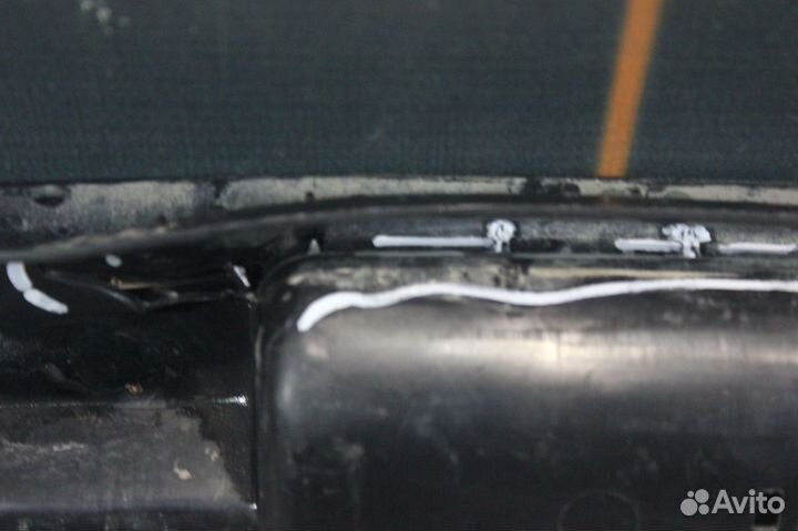 Накладка замка капота - Kia Ceed 2