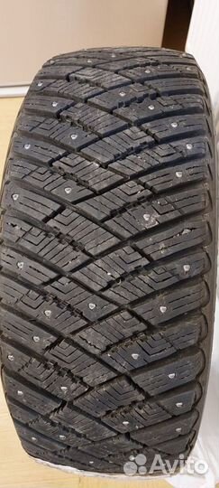 Goodyear Ultragrip Ice Arctic 215/55 R17 T