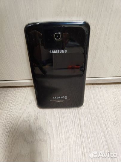 Планшет Samsung SM-t211