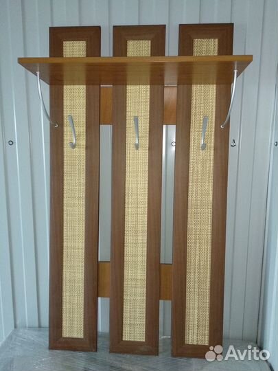 Вешалка настенная, мебель в прихожую