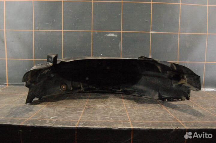 Локер (подкрылок) задний левый - Hyundai H-1