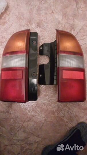 Продам задние фары Сузуки ескудо