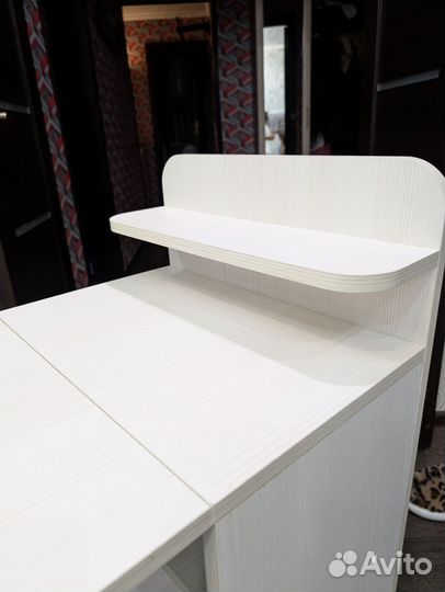 Стол раскладной маникюрный