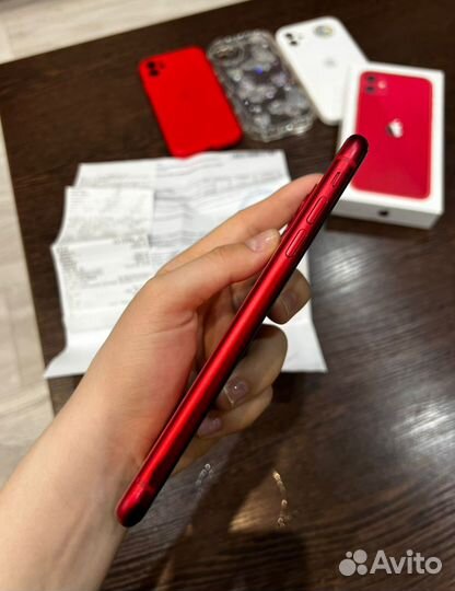 iPhone 11, 64 ГБ