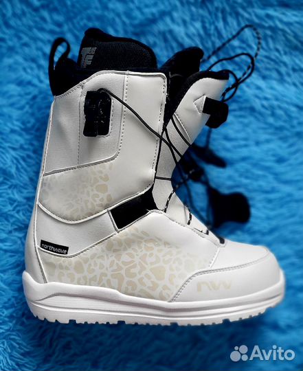 Сноубордические ботинки женские