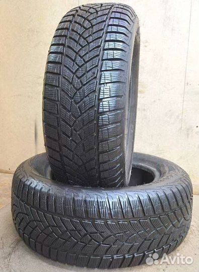 Goodyear UltraGrip 215/60 R16