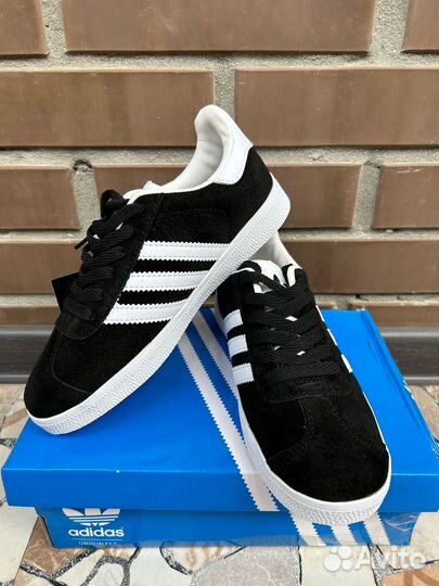 Adidas gazelle