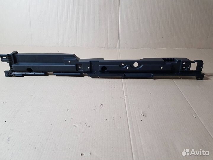 Накладка багажника правая Bmw X5 E70 N55B30 2011