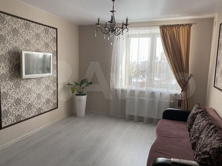 1-к. квартира, 40 м², 8/9 эт.