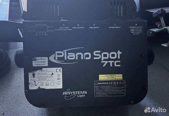 Прожектор plano spot 7tc