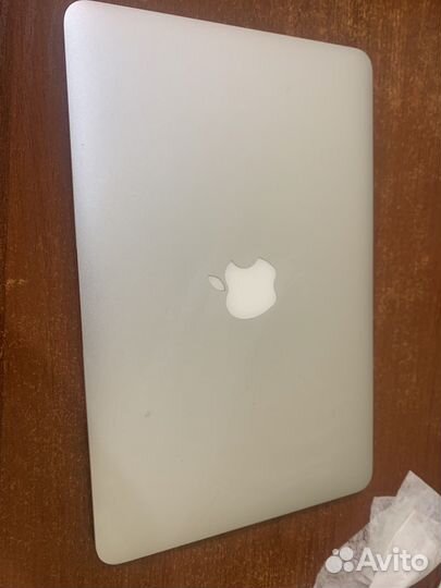 Macbook air 11 2011 года